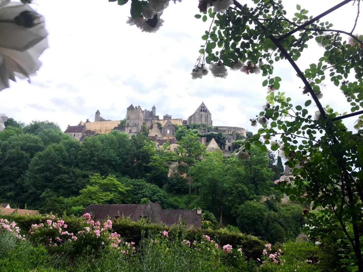 La Source, Beynac, Dordogne Hotel Luaran gambar