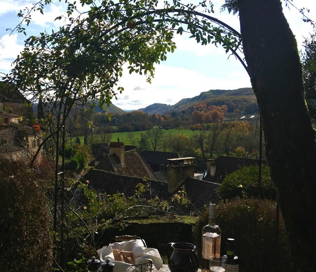 La Source, Beynac, Dordogne Hotel Luaran gambar